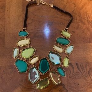Reversible statement necklace